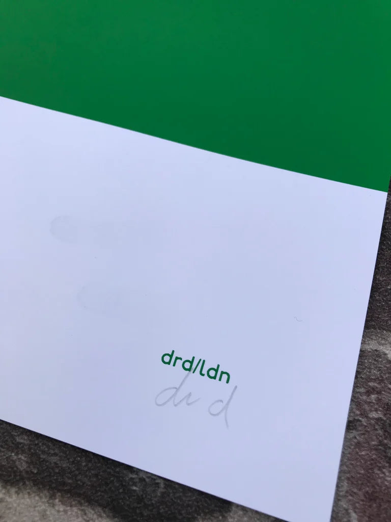 NO EYE CONTACT DISTRICT LINE