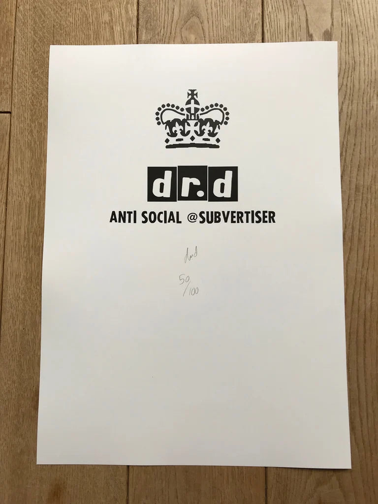 MAKE MONARCHY HISTORY